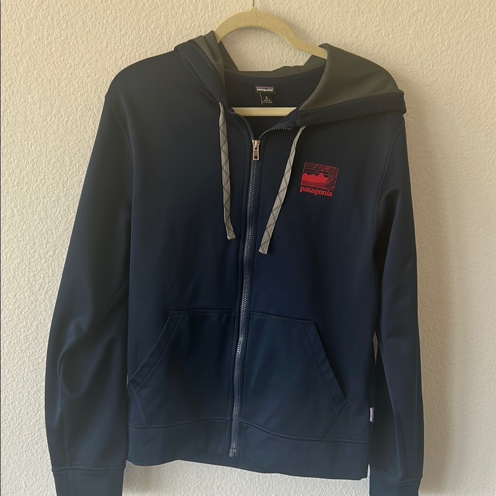 Patagonia polyester zip‎ up jacket lines w fleece